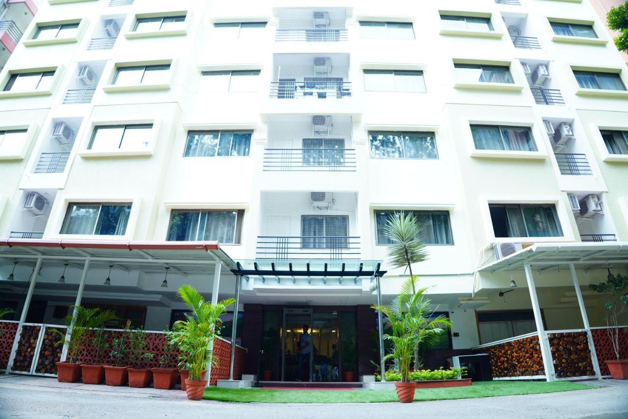 Lords Midtown Suites Bangalore Бенґалуру Екстер'єр фото