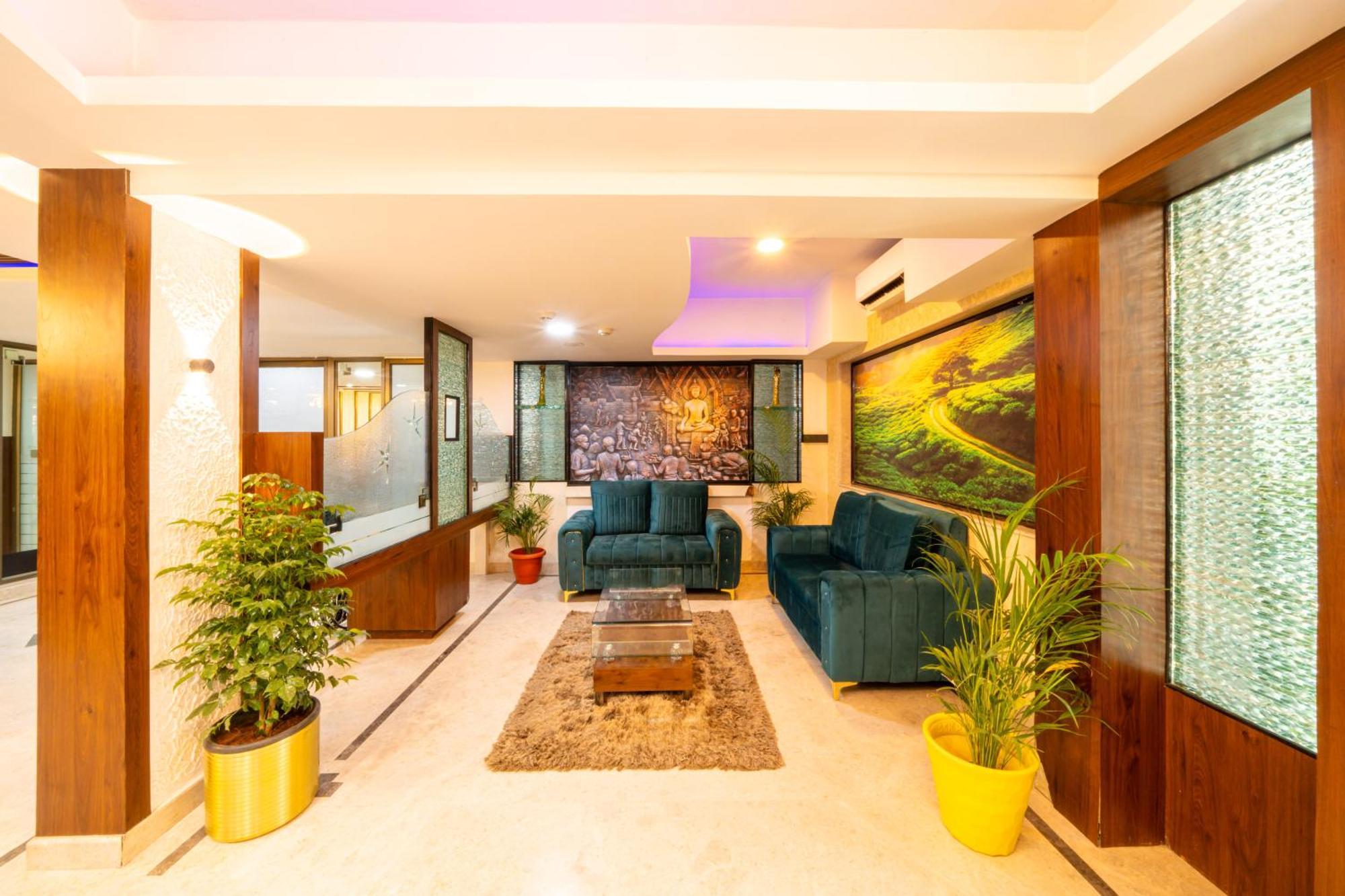 Lords Midtown Suites Bangalore Бенґалуру Екстер'єр фото